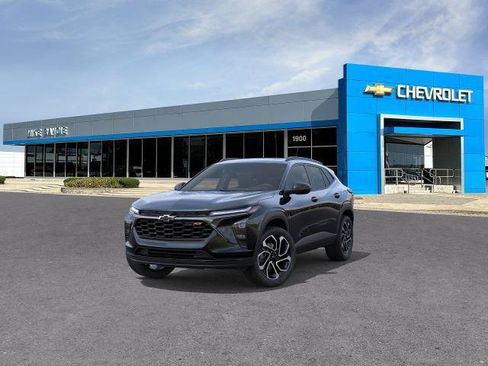 New 2026 Chevrolet Trax RS w/ Sunroof Package FWD image 8