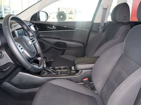 Used 2020 Kia Sorento LX w/ LX I4 Convenience Package AWD/4WD image 15