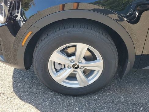 New 2026 Kia Sorento LX image 37