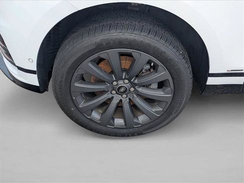 Used 2018 Land Rover Range Rover Velar R-Dynamic SE AWD/4WD image 22