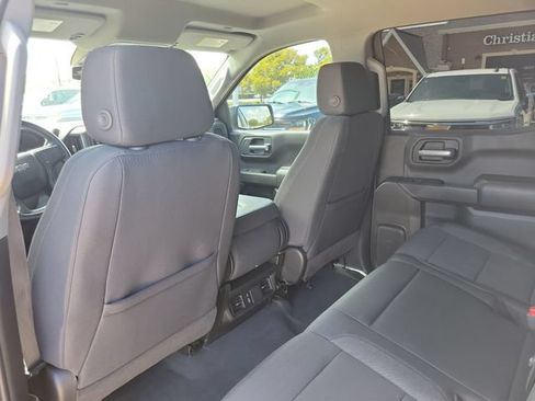Used 2025 Chevrolet Silverado 1500 Custom Trail Boss AWD/4WD image 12
