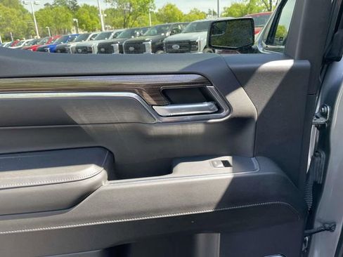 Used 2024 Chevrolet Silverado 1500 LT Trail Boss w/ Convenience Package II image 23