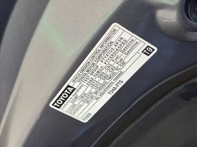 Used 2023 Toyota Highlander Platinum FWD image 24