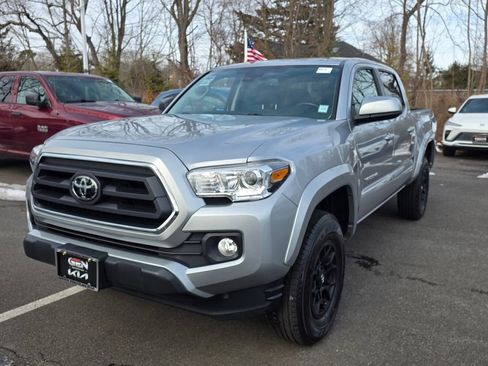 Used 2022 Toyota Tacoma SR5 image 3