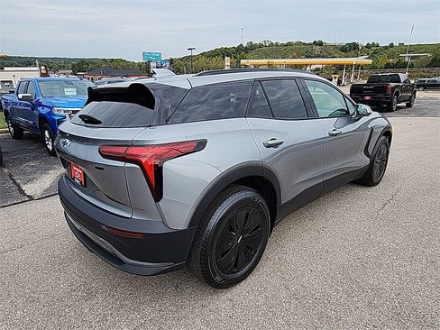 New 2026 Chevrolet Blazer EV LT image 8