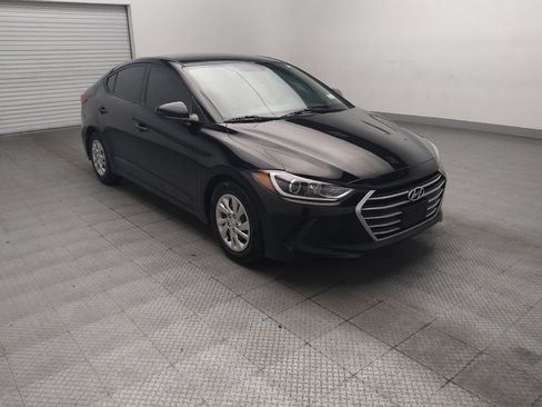 Used 2018 Hyundai Elantra SE FWD image 13