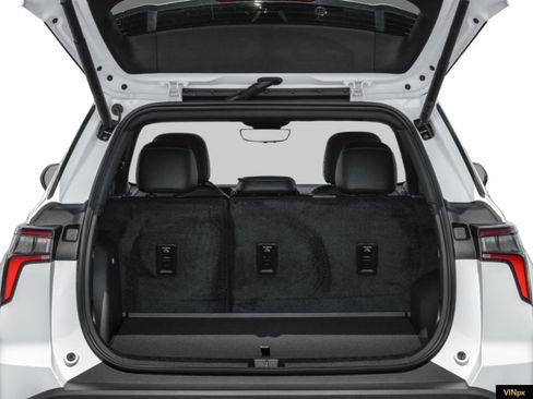 New 2026 Chevrolet Equinox LT image 9