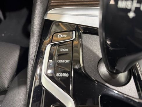 Certified 2023 BMW 530i xDrive 530i xDrive w/ Premium Package image 38