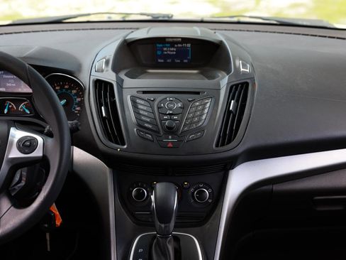 Used 2014 Ford Escape SE FWD image 34