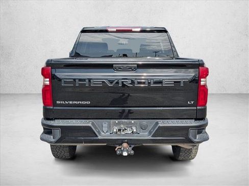 Used 2023 Chevrolet Silverado 1500 LT Trail Boss w/ LPO, Dark Essentials Package image 6