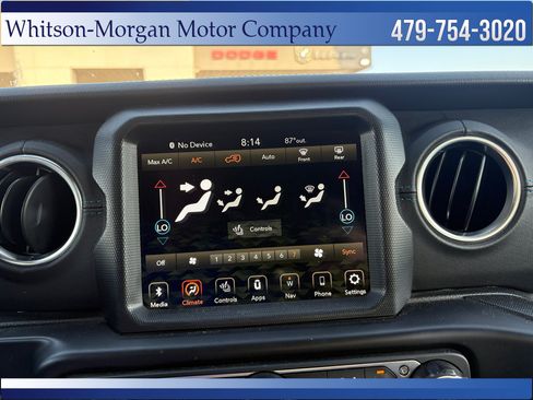 Used 2022 Jeep Wrangler Unlimited Rubicon 4xe w/ Cold Weather Group AWD/4WD image 24