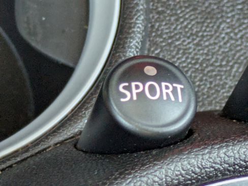 Used 2012 MINI Cooper Clubman S image 22