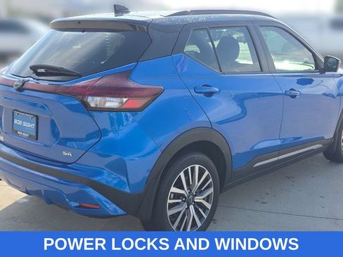 Used 2023 Nissan Kicks SR w/ SR Premium Package FWD image 5