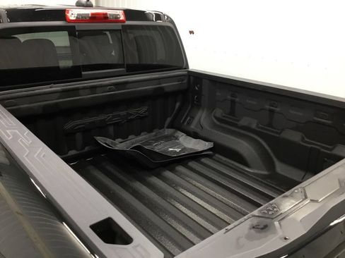Used 2024 GMC Canyon AT4X AWD/4WD image 33