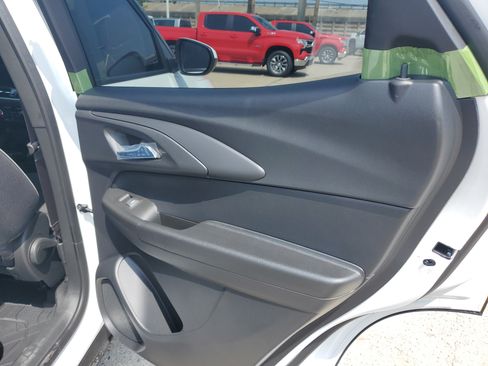New 2026 Chevrolet TrailBlazer LT w/ Driver Confidence Package FWD image 11