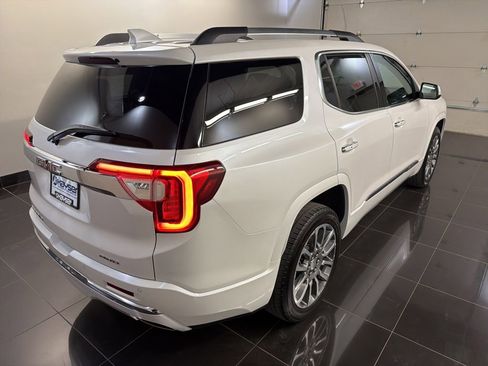 Used 2021 GMC Acadia Denali w/ Denali Ultimate Package AWD/4WD image 6