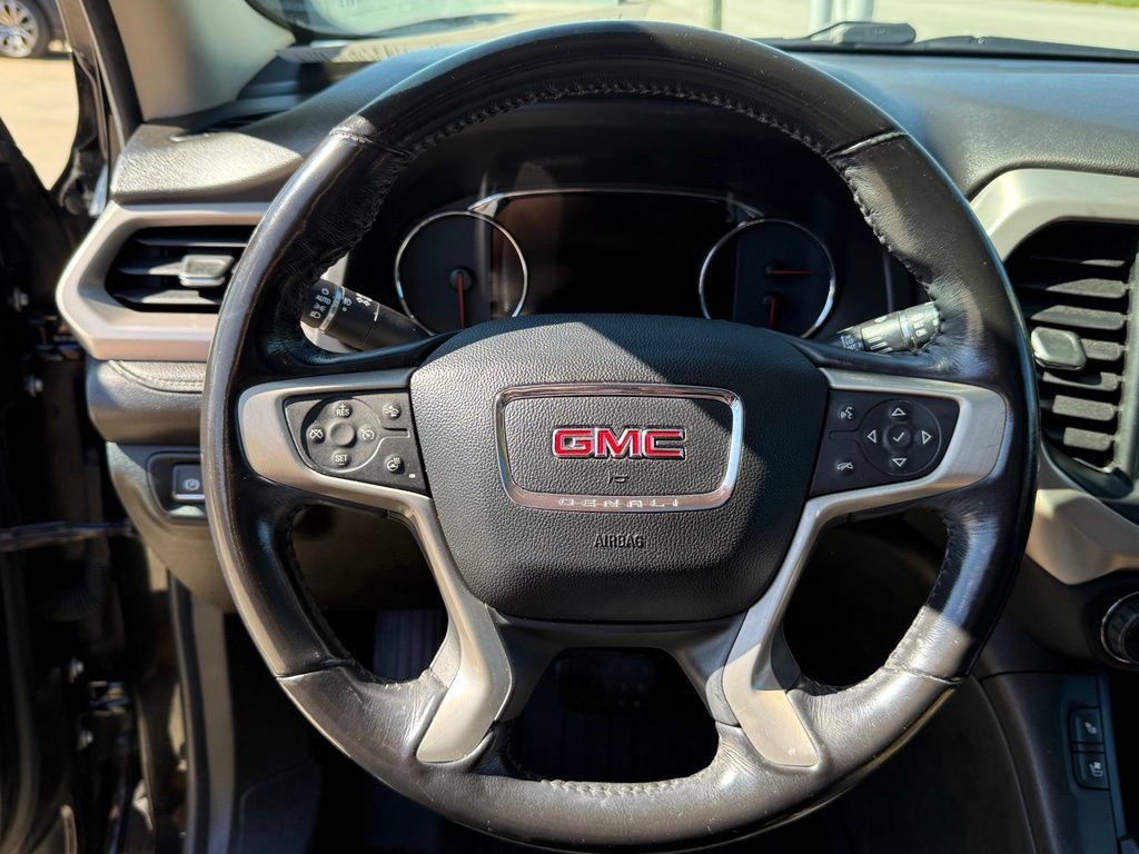 Used 2019 GMC Acadia Denali w/ Technology Package AWD/4WD image 32