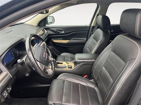 Used 2019 GMC Acadia Denali image 9