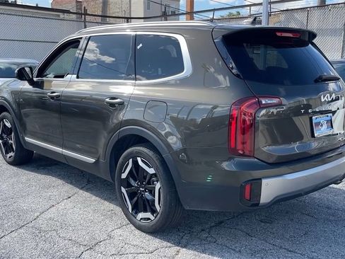 Used 2025 Kia Telluride S image 25