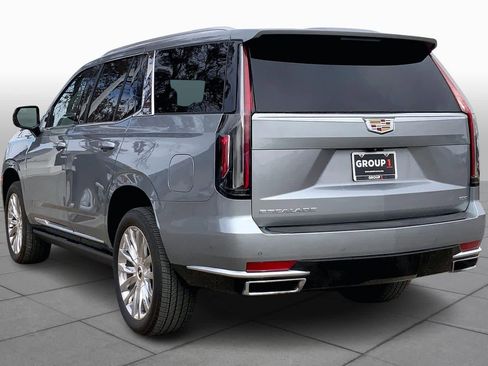 Used 2024 Cadillac Escalade Premium Luxury w/ Performance Package image 11