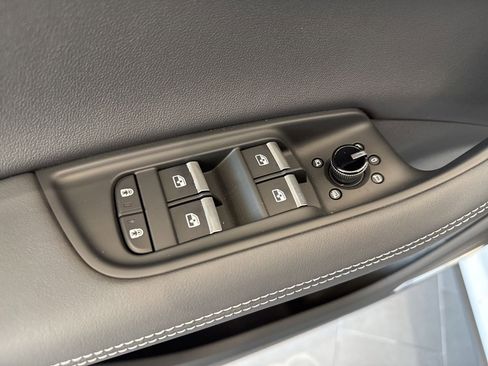 New 2026 Audi Q7 2.0T Premium Plus AWD/4WD image 36