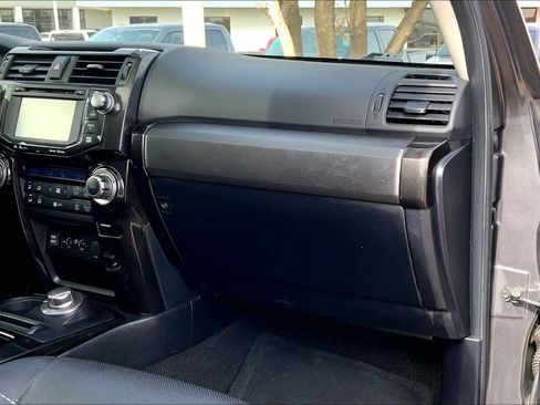 Used 2019 Toyota 4Runner Limited image 18