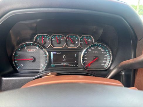 Used 2016 Chevrolet Silverado 2500 LTZ w/ Duramax Plus Package AWD/4WD image 17