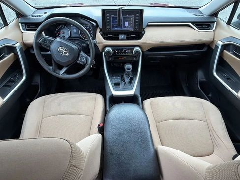 Used 2022 Toyota RAV4 LE AWD/4WD image 30