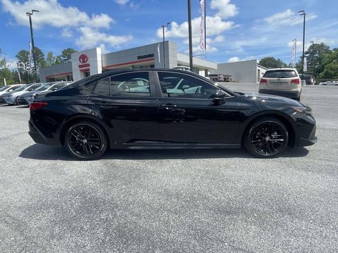 Used 2025 Toyota Camry SE w/ Multimedia Upgrade Package FWD image 2