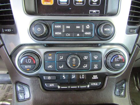 Used 2016 Chevrolet Suburban LTZ AWD/4WD image 24