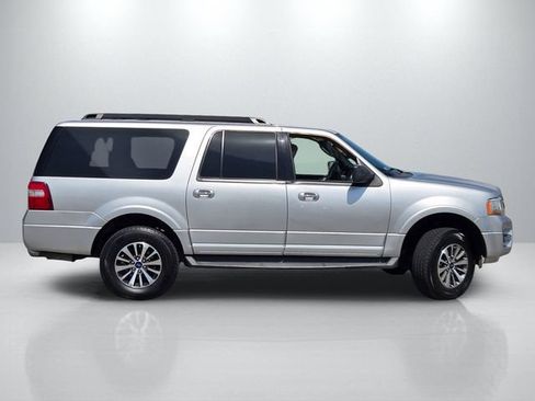 Used 2017 Ford Expedition EL XLT AWD/4WD image 3