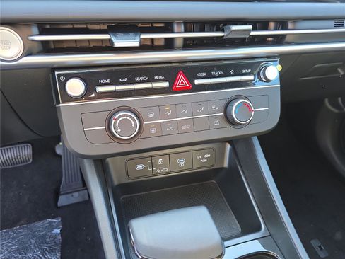 New 2026 Hyundai Santa Cruz SE image 16