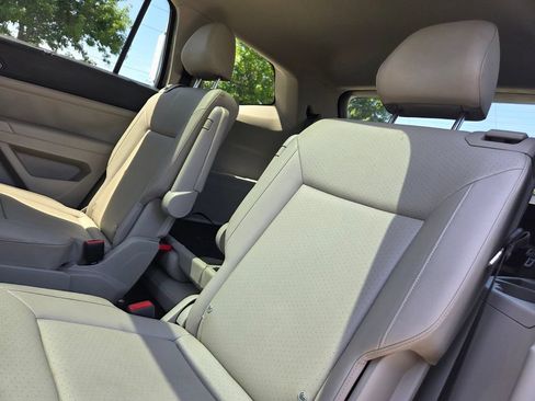 Used 2019 Volkswagen Atlas SEL FWD image 24