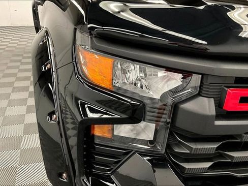 Used 2025 Chevrolet Silverado 1500 Custom Trail Boss image 31