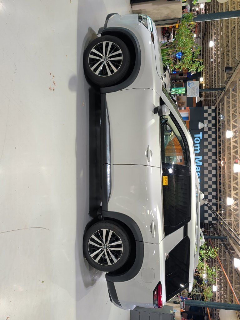 Used 2023 Nissan Pathfinder Platinum AWD/4WD image 14