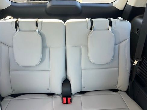 New 2026 Ford Explorer Platinum w/ LUX Leather Package image 16