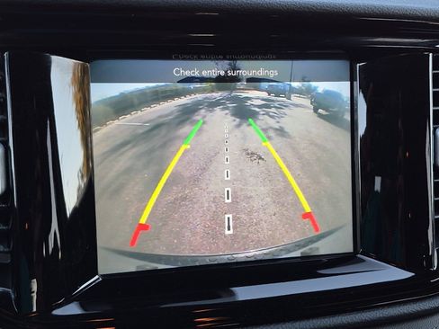 Used 2023 Dodge Durango SXT Launch Edition RWD image 18