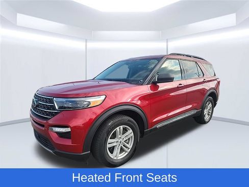 Used 2024 Ford Explorer XLT w/ Equipment Group 202A AWD/4WD image 9