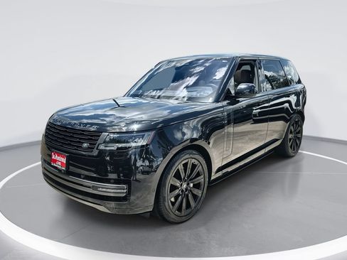 Used 2023 Land Rover Range Rover SE AWD/4WD image 1