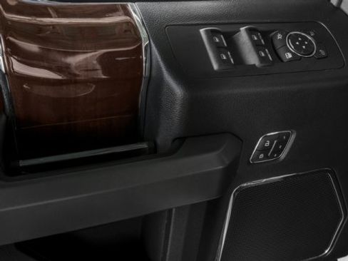 Used 2016 Ford F150 Platinum w/ Technology Package image 19