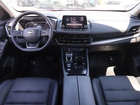 Certified 2025 Nissan Rogue SV w/ SV Premium Package FWD image 21