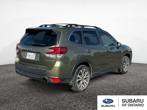 Used 2023 Subaru Forester Limited image 5