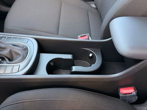 New 2026 Hyundai Kona SE image 20