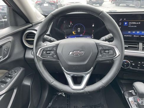 Used 2024 Chevrolet Trax ACTIV w/ Sunroof Package image 26