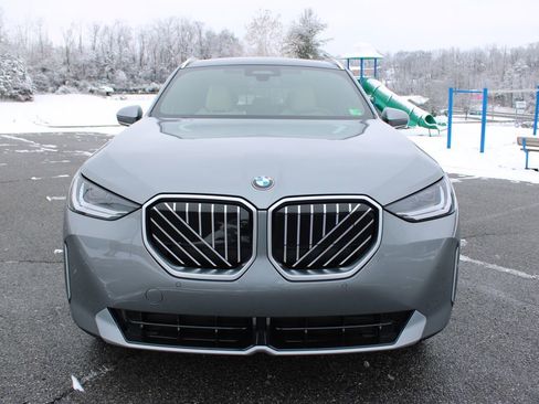 New 2026 BMW X3 xDrive30 w/ Premium Package image 3