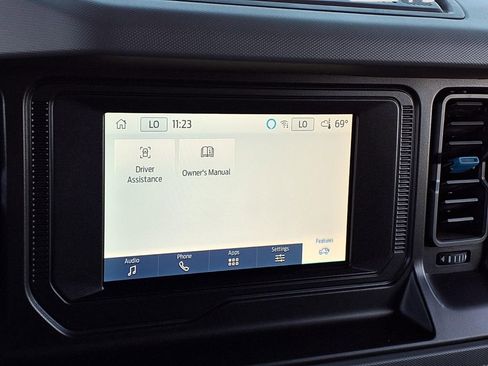 Used 2022 Ford Bronco Black Diamond image 29