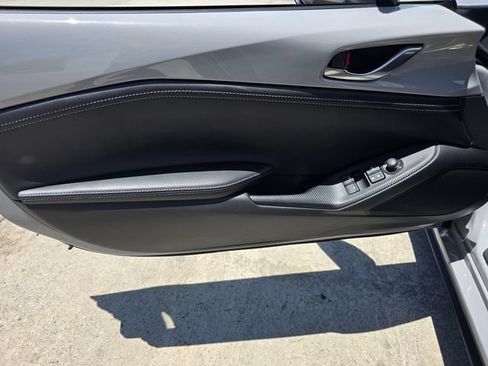 Used 2025 MAZDA MX-5 Miata Grand Touring w/ Weather Package RWD image 8