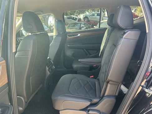 New 2026 Volkswagen Atlas SE FWD image 46