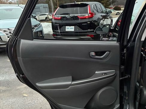 Used 2023 Hyundai Kona SEL image 42