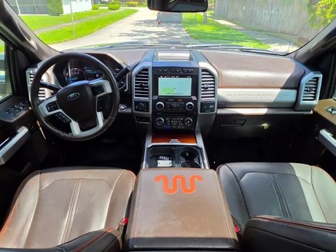 Used 2017 Ford F350 King Ranch w/ King Ranch Ultimate Package AWD/4WD image 4